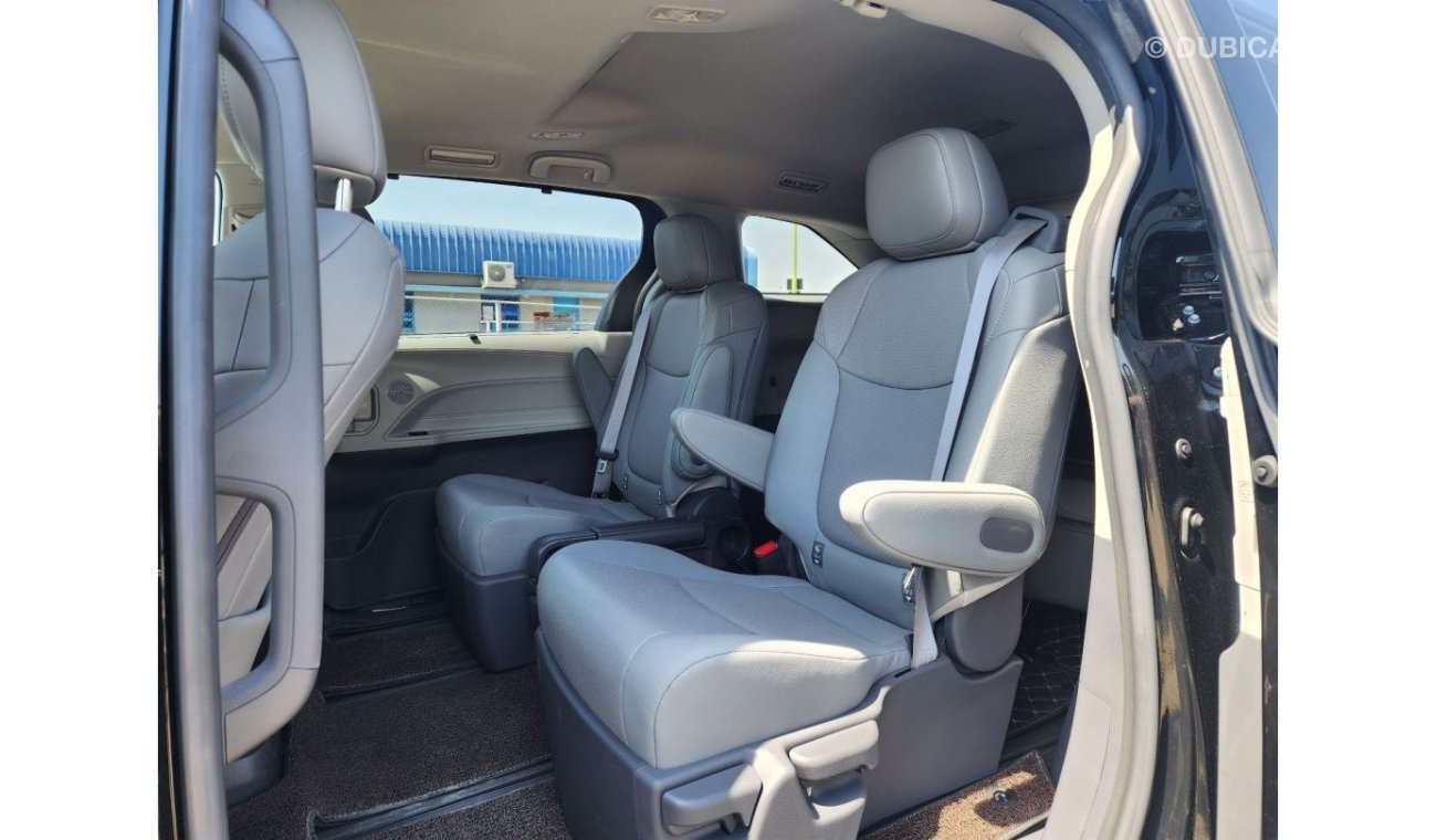 تويوتا سيينا 2023 TOYOTA SIENNA XLE HYBRID - Very Low MIleage - Accident free - Export