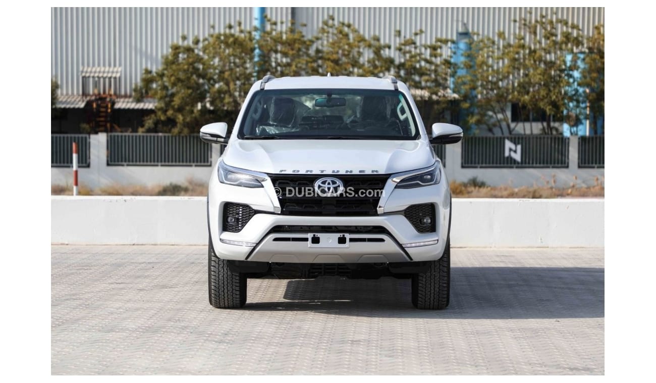 Toyota Fortuner 2024 Toyota Fortuner 4.0 4x4 HI - Platinum White Pearl inside Black | Export Only