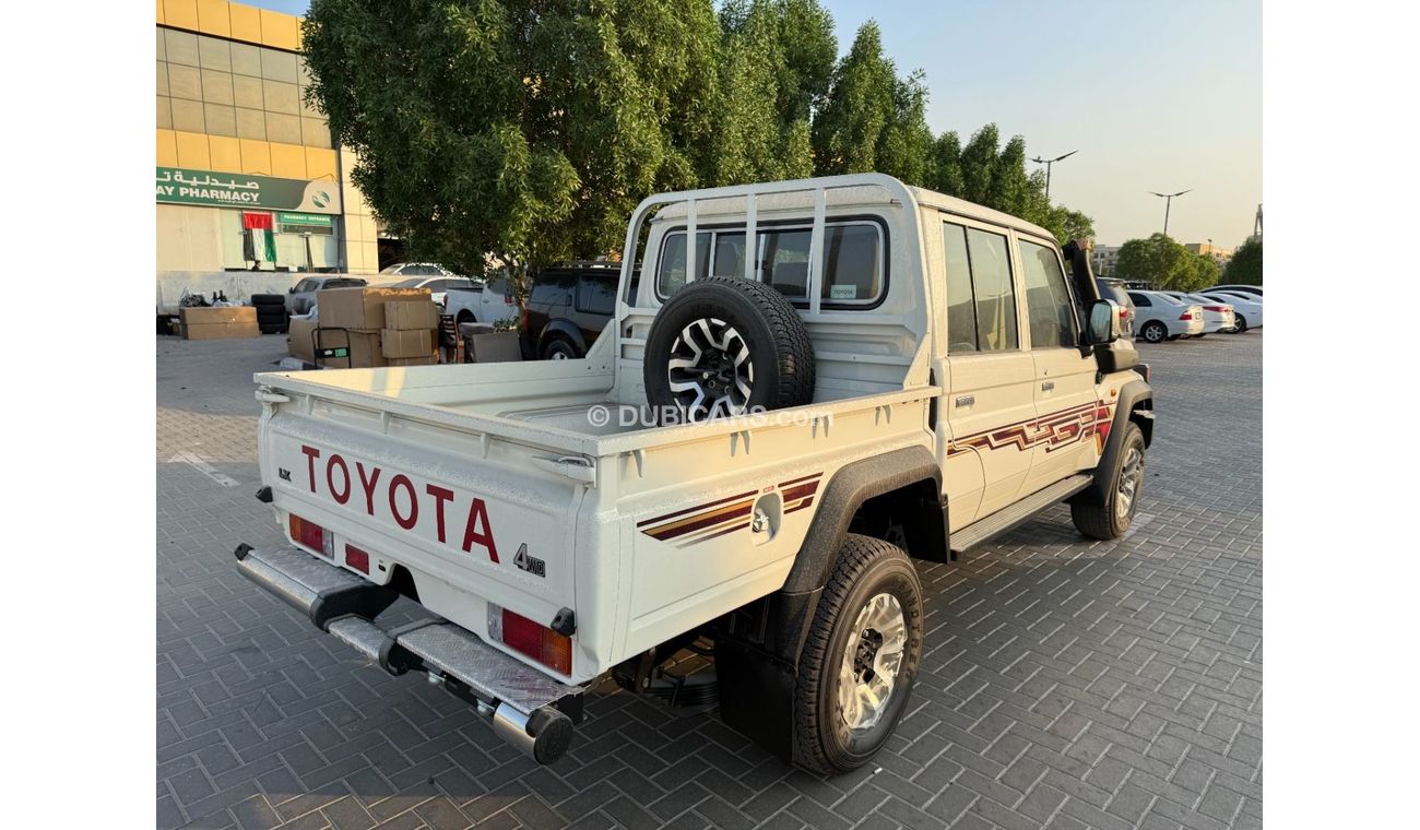 Toyota Land Cruiser Pick Up 2024 Toyota Land Cruiser LC79 Double Cab Pickup Full-Option 2.8L 4Cyl Turbo Diesel A/T 4WD Export On