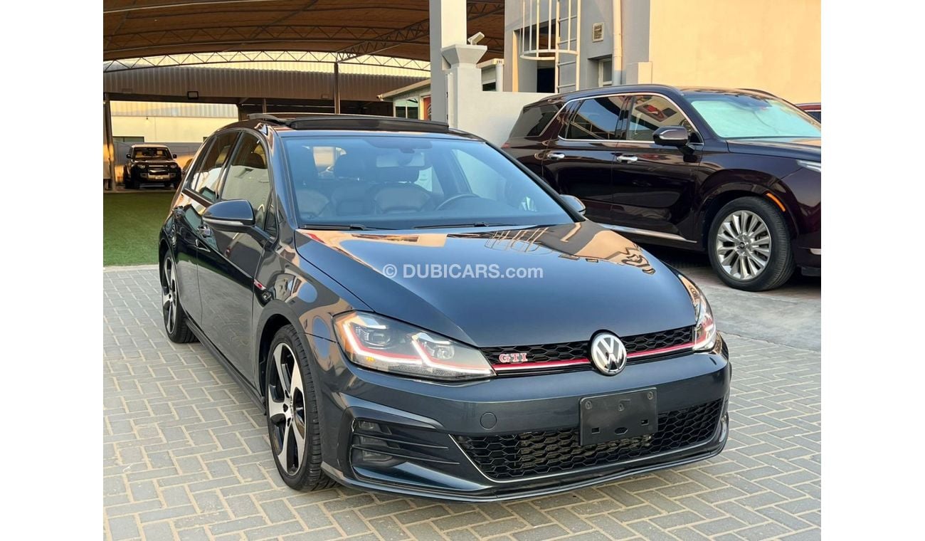 فولكس واجن جولف GTI SEL 2.0T