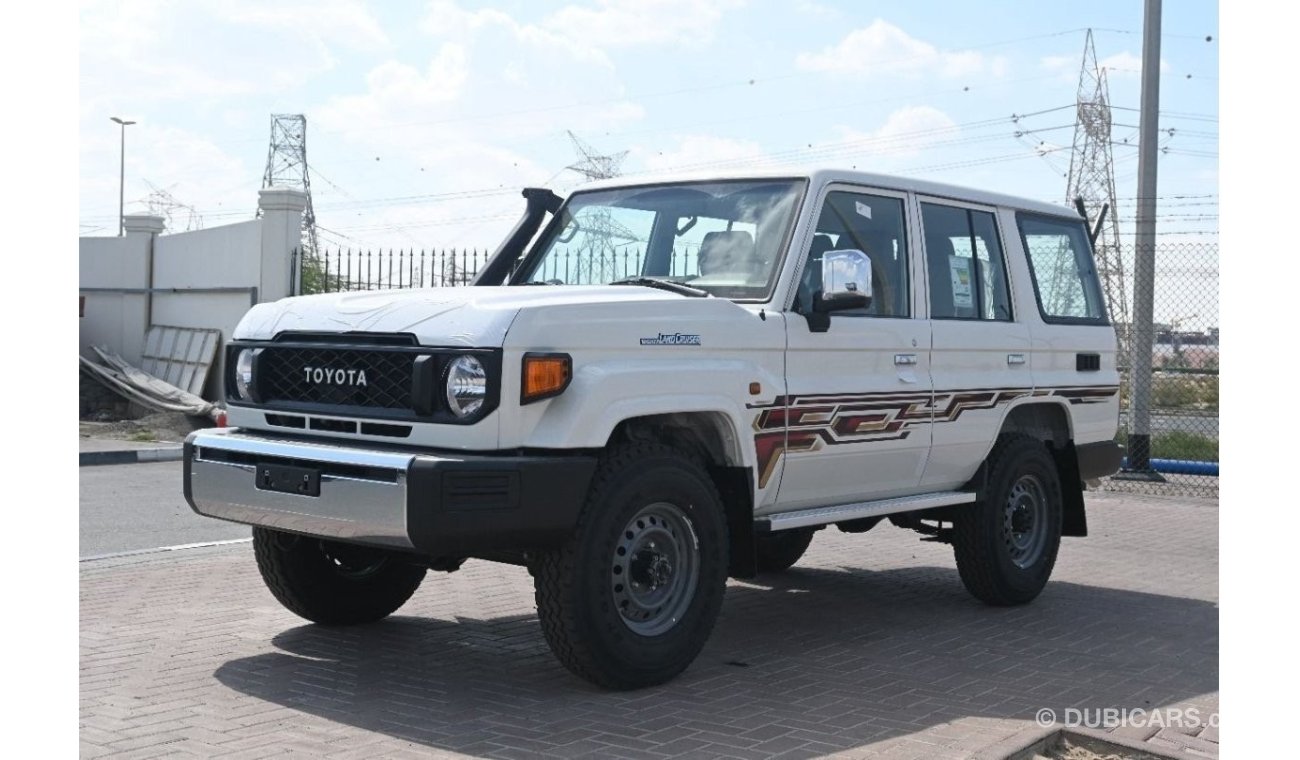 تويوتا لاند كروزر هارد توب 2024 TOYOTA LAND CRUISER HARD TOP 4.5L DIESEL V8 5DOOR M/T