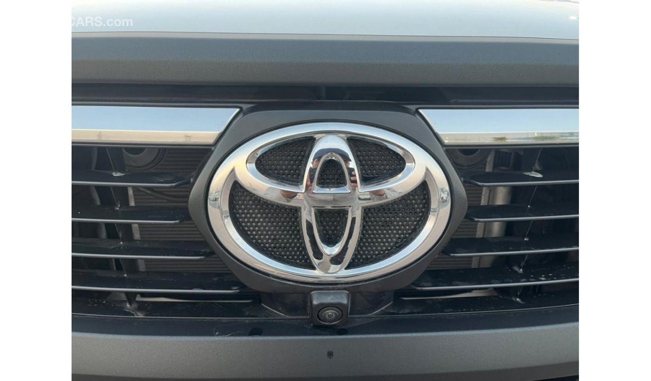 Toyota Hilux TOYOTA_HILLUX_ADVENTURE_4.0L_4WD_FULL_OPTIONS_SAUDI