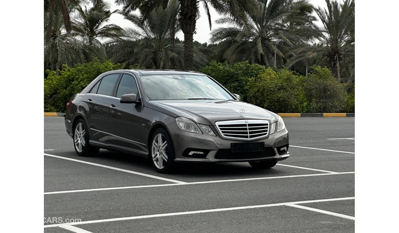 Mercedes-Benz E 250 MODEL 2010 GCC CAR PERFECT CONDITION FULL OPTION PANORAMIC ROOF LEATHER SEATS FULL ELECTRIC CONTROL