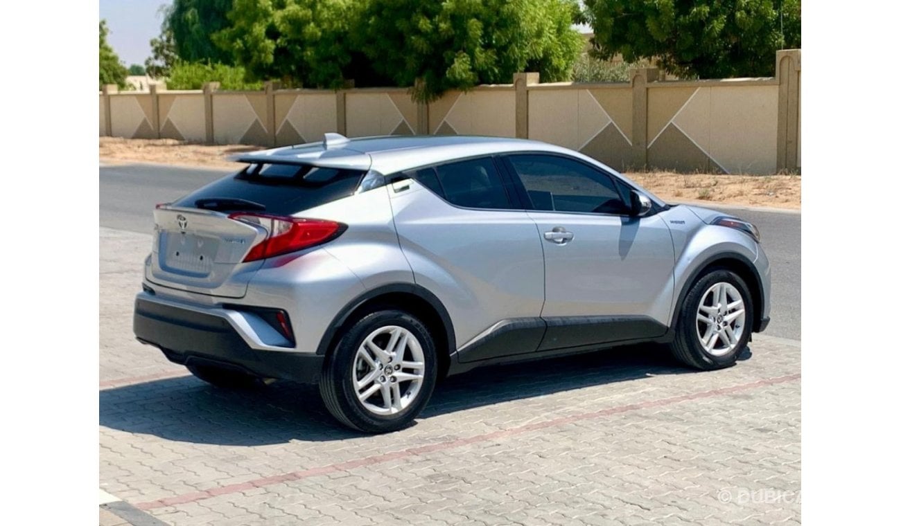 تويوتا CHR Toyota C-HR Hybrid ,2022 (1.8L) GCC Specs Full Option