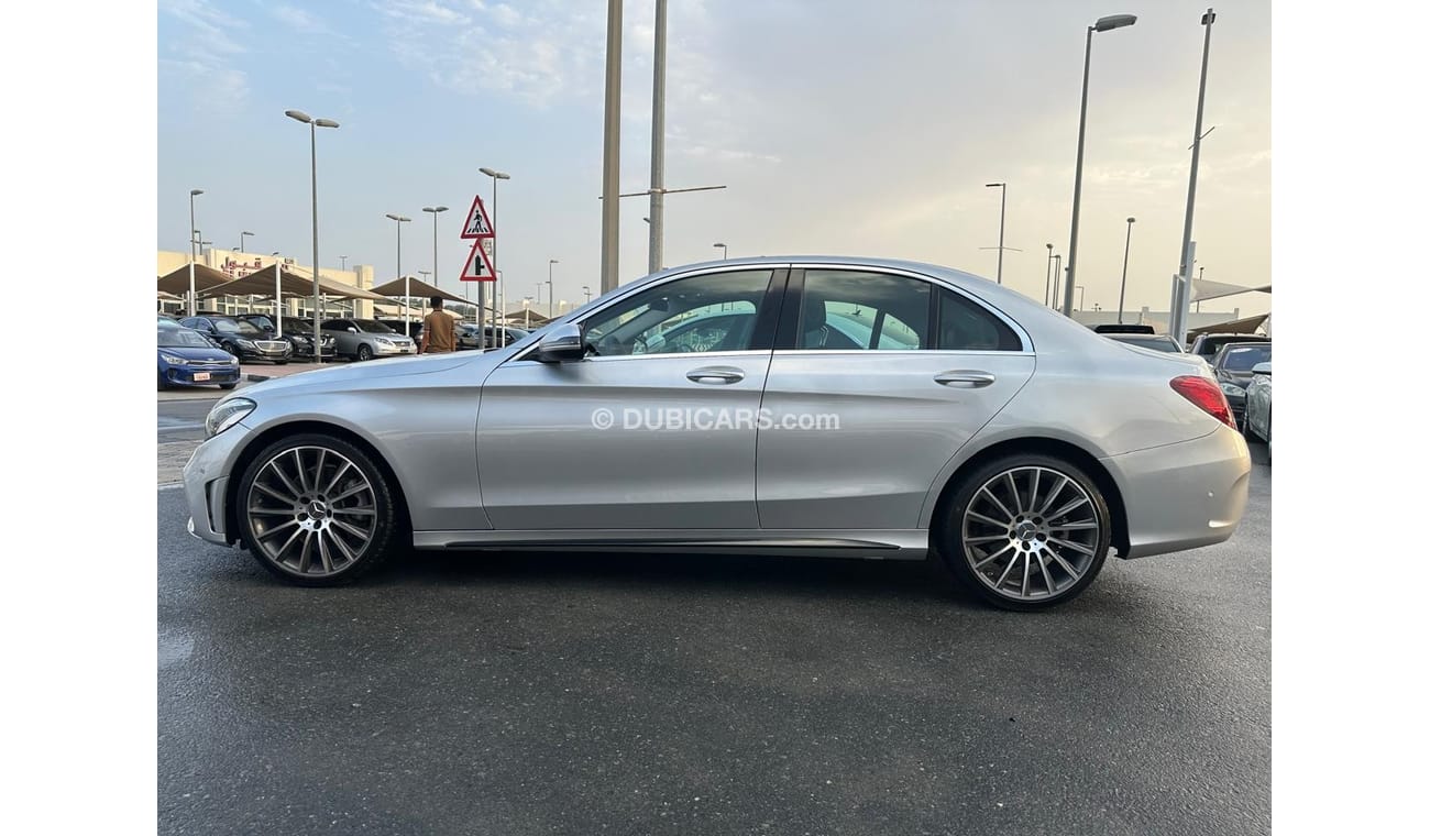 مرسيدس بنز C 300 Mercedes C300 _American_2020_Excellent Condition _Full option