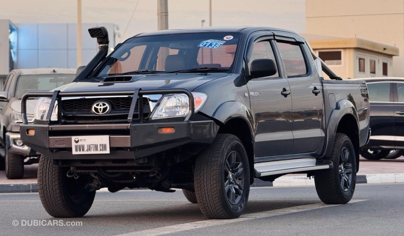 Toyota Hilux DOUBLE CABIN | PREMIUM BULL BAR INSTALLED | RHD | 3.0L DIESEL ENGINE