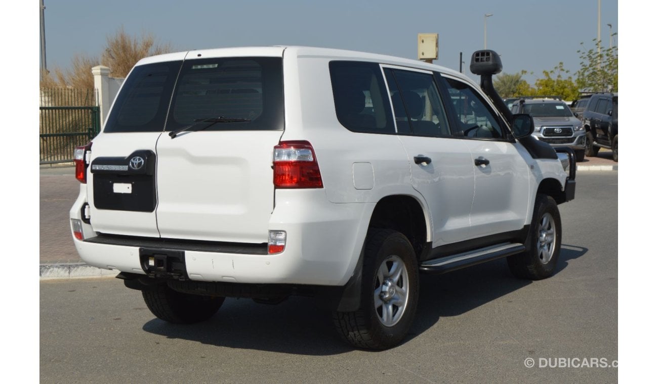 Toyota Land Cruiser GX Perfect inside and out