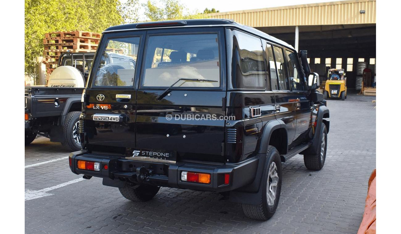 Toyota Land Cruiser LC76 4.0