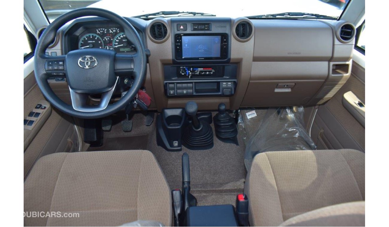 Toyota Land Cruiser Hard Top 76  LX V8 4.5L Manual Transmission