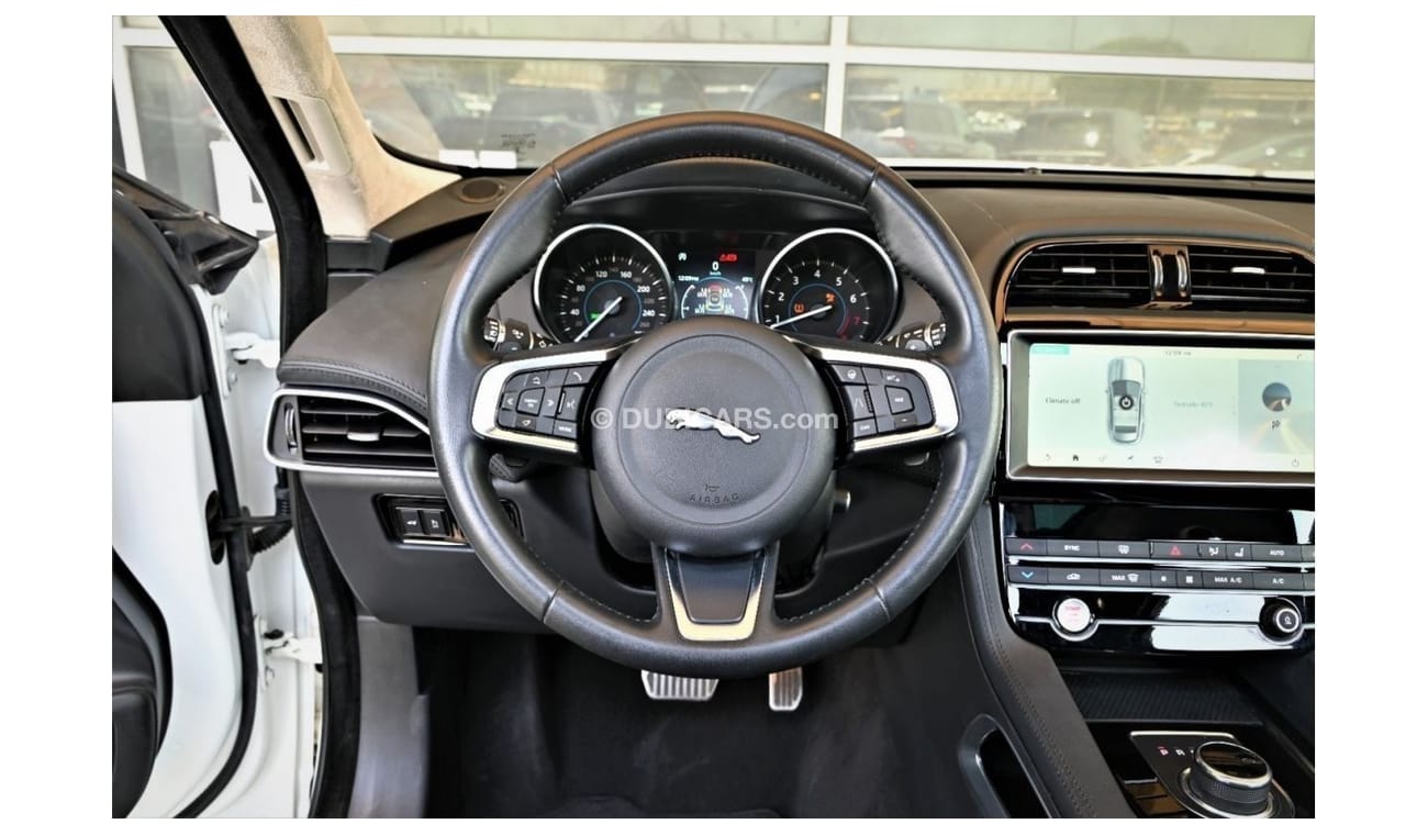 Jaguar F-Pace Prestige Jaguar F-Pace - Panoramic Roof - 2.5 Turbo - AED 2,512 Monthly Payment - 0% DP