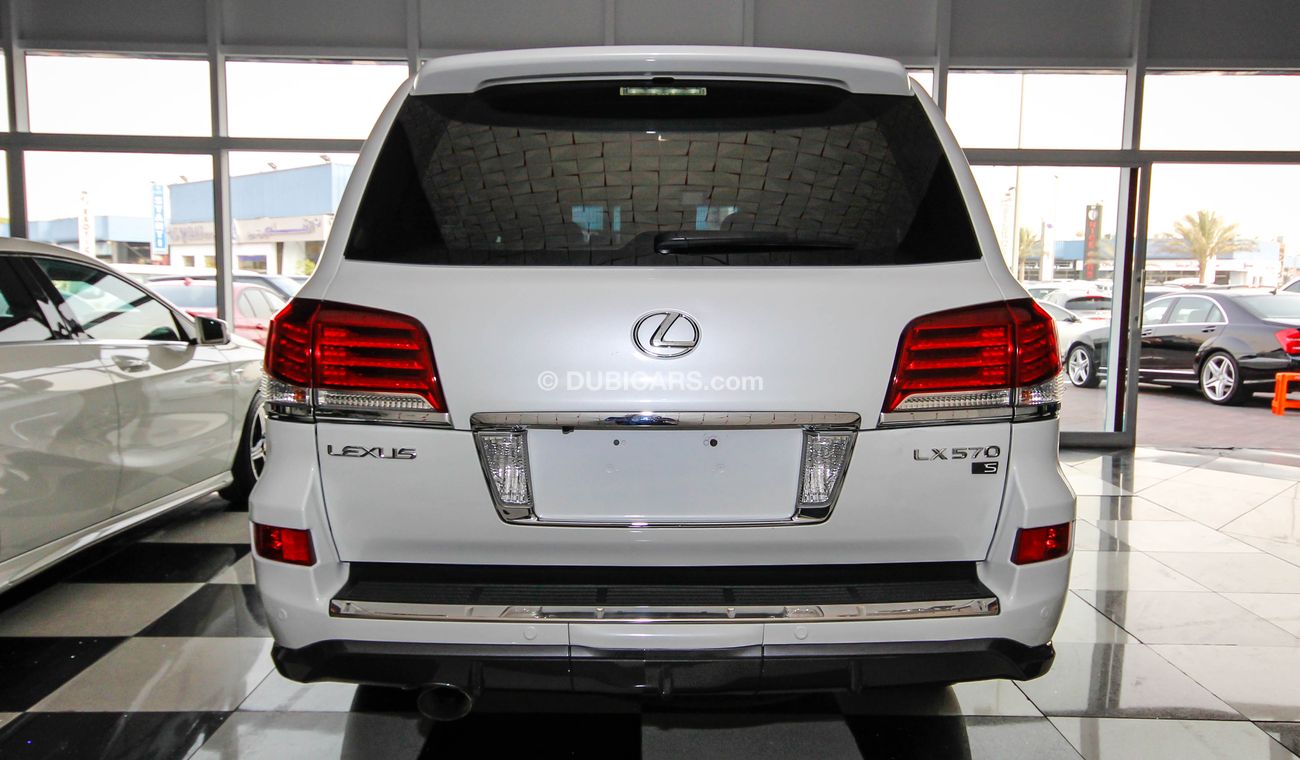 Lexus LX570