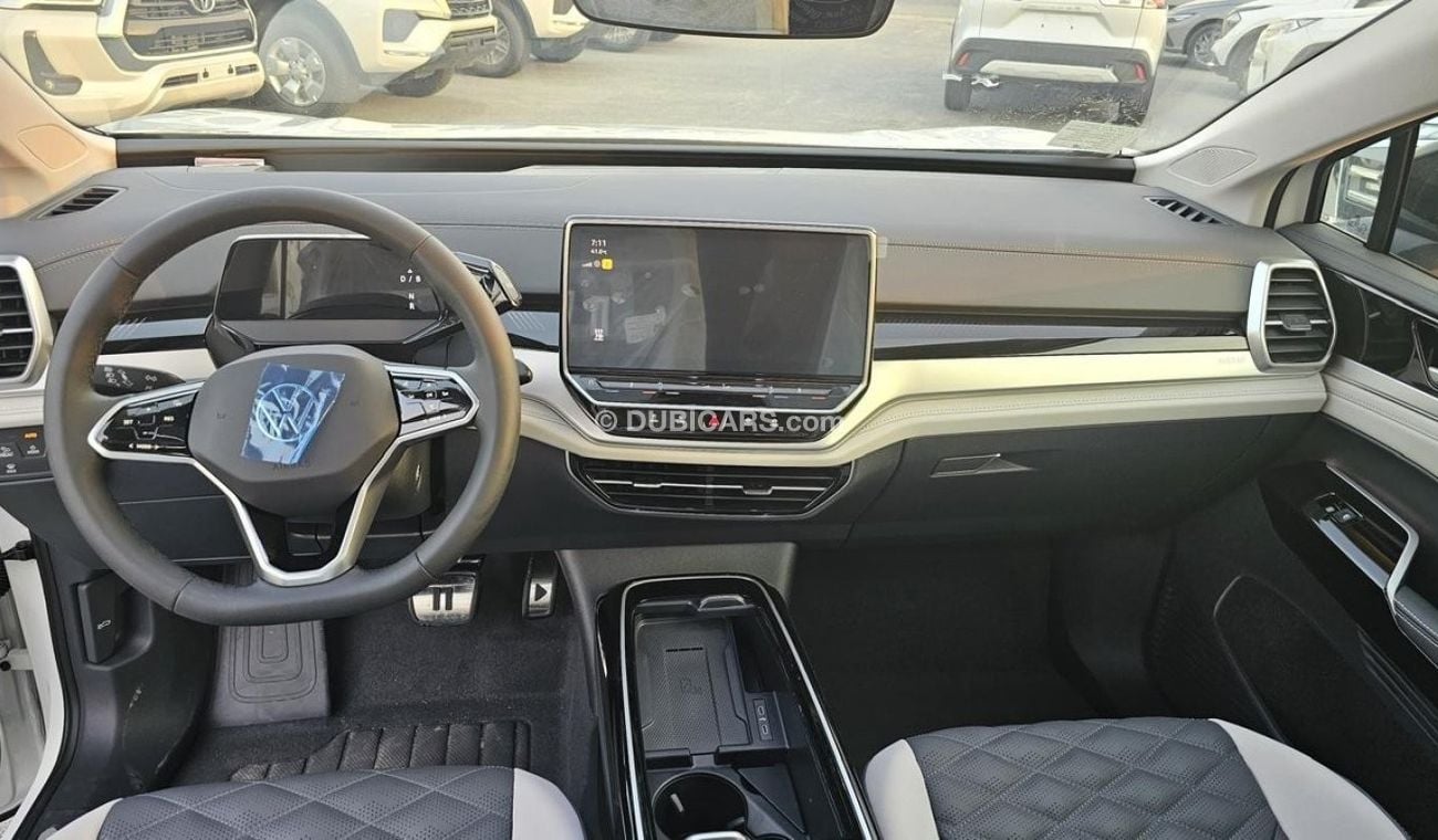 فولكس واجن ID.6 ID 6 Crozz Pro Full Option Open Sunroof ,HUD ,360 Camera ,7 Seat 2024 Model