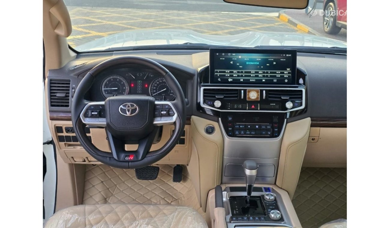 Toyota Land Cruiser GXR