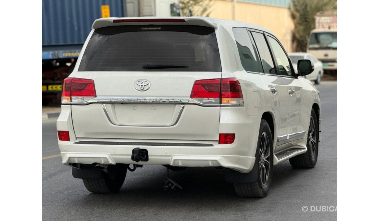 تويوتا لاند كروزر Toyota Landcruiser LHD Full option