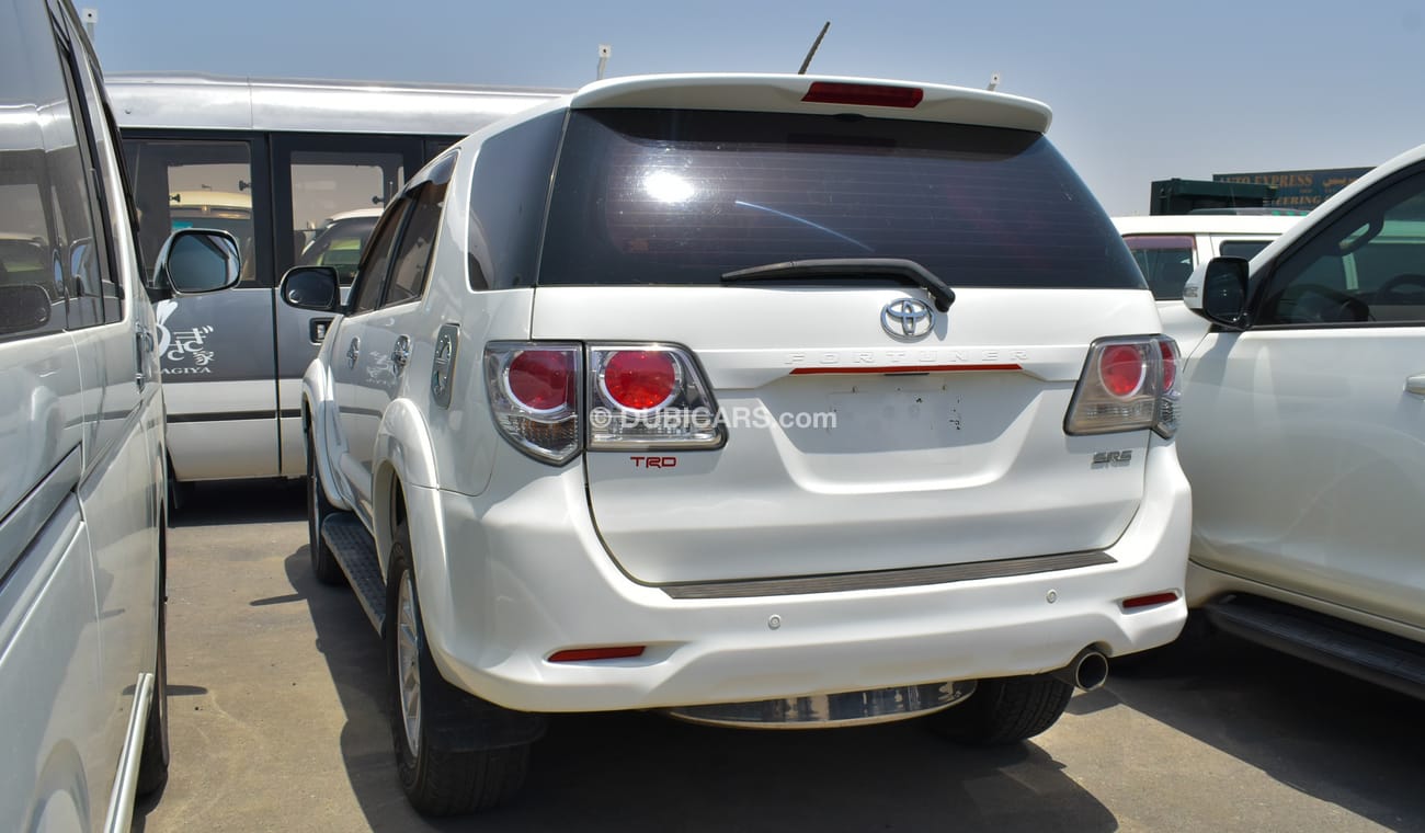 Toyota Fortuner TRD SR5