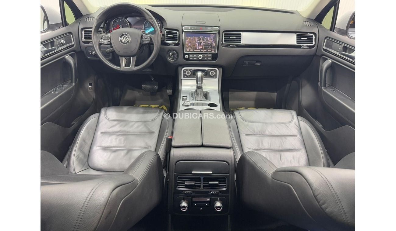 فولكس واجن طوارق R-Line 3.0L 4WD 2018 Volkswagen Touareg R-Line, Warranty, Full Service History, Excellent Condition,