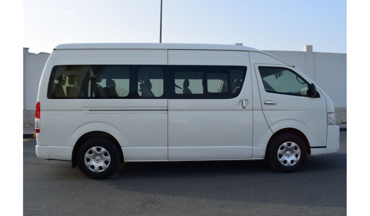 Toyota Hiace Commuter GLX High Roof Toyota Hiace Highroof Bus DLX  ,13 seater  Diesel, Model:2017. Only done 5000