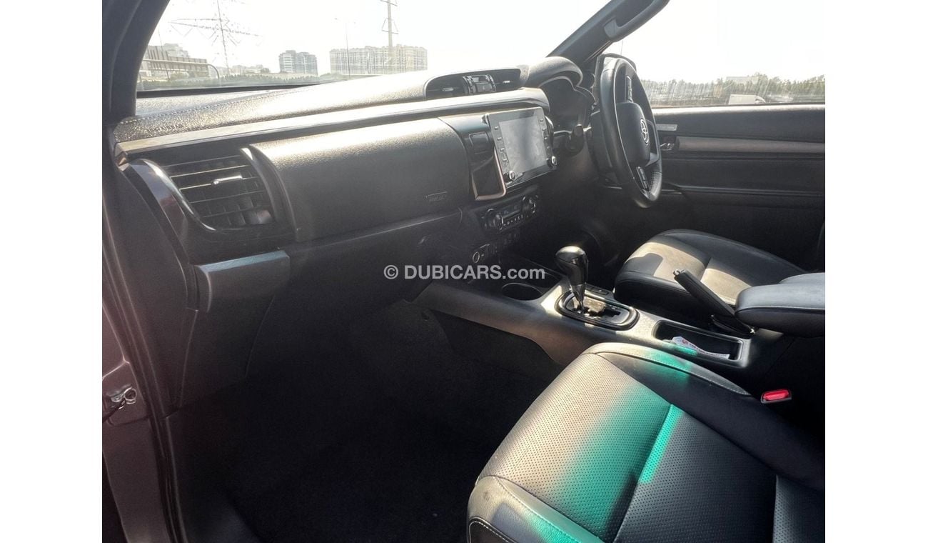 تويوتا هيلوكس Toyota Hilux pickup 2022 . 2.8 Diesel in excellent condition