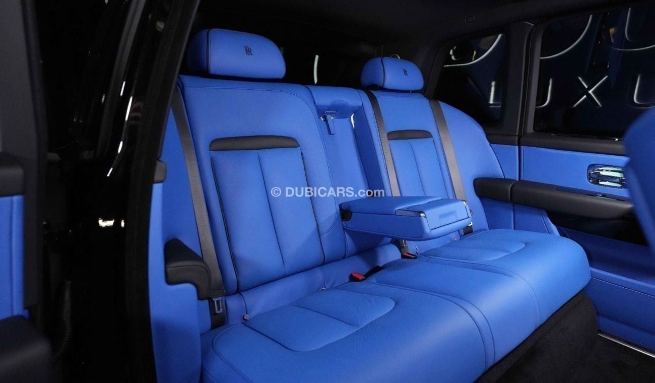 Rolls-Royce Cullinan | X-MAS AND NEW YEAR SPECIAL PRICE | BLACK BADGE KIT | DIAMOND BLACK | INTERIOR COBALTO BLUE