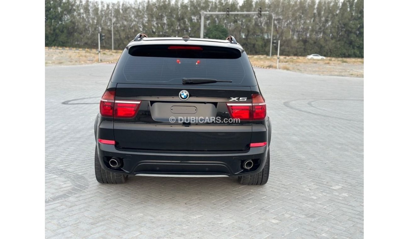 BMW X5 xDrive 35i MODEL 2012 GCC CAR PERFECT CONDITION INSIDE AND OUTSIDE FULL OPTION PANORAMIC ROOF