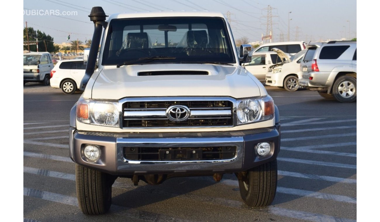 Toyota Land Cruiser Pick Up SINGLE CABIN