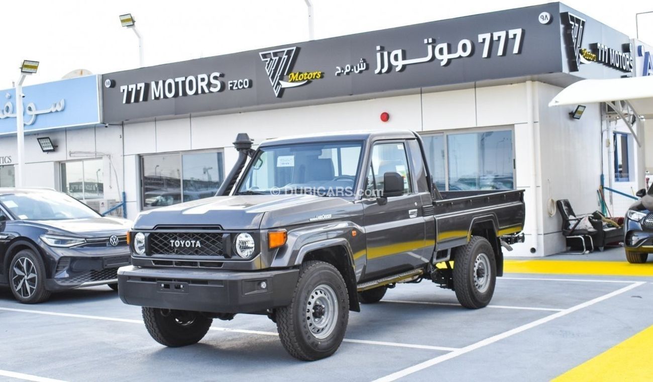 تويوتا لاند كروزر بيك آب TOYOTA LAND CRUISER | PATROL SINGLE CABIN M/T | 4.0L V6 | 2024