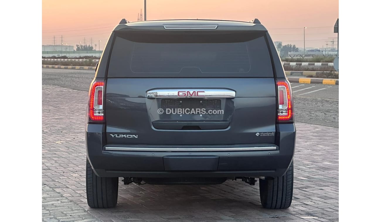 GMC Yukon Denali