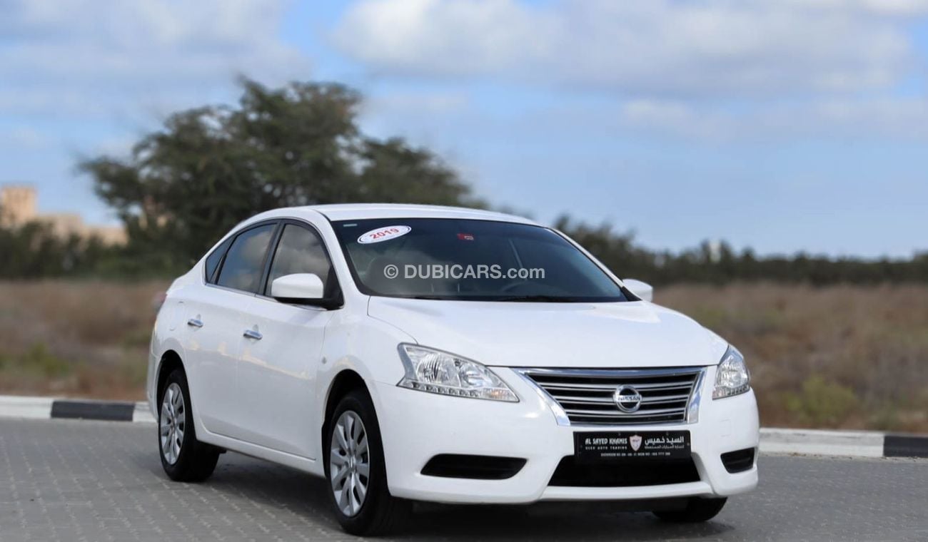 Nissan Sentra nissan sentra 1.6L 2019 GCC accident free in excellent condition 619 P.M