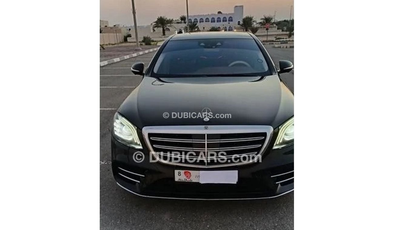 مرسيدس بنز S 560