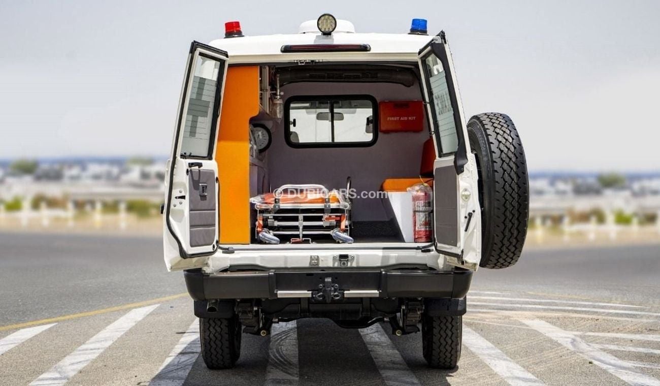 تويوتا لاند كروزر هارد توب LC78 AMBULANCE 4.2L V6 DIESEL 2024