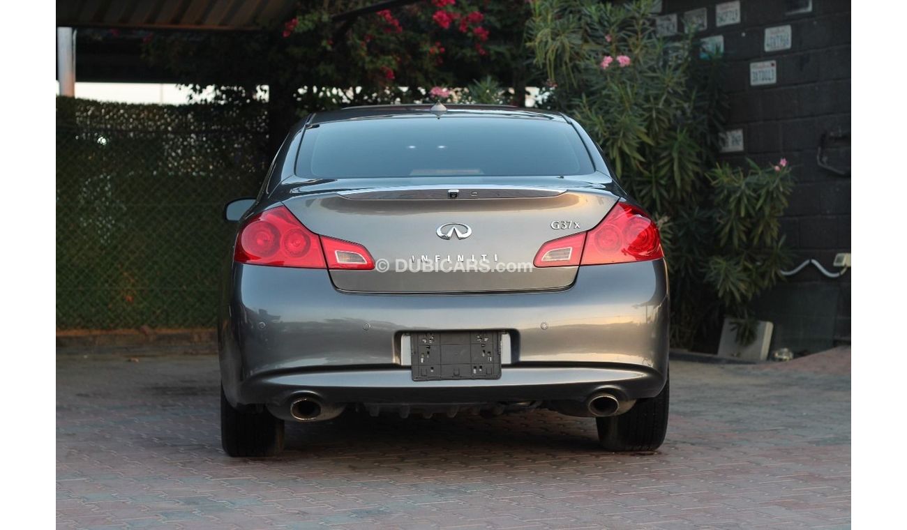 Infiniti G37