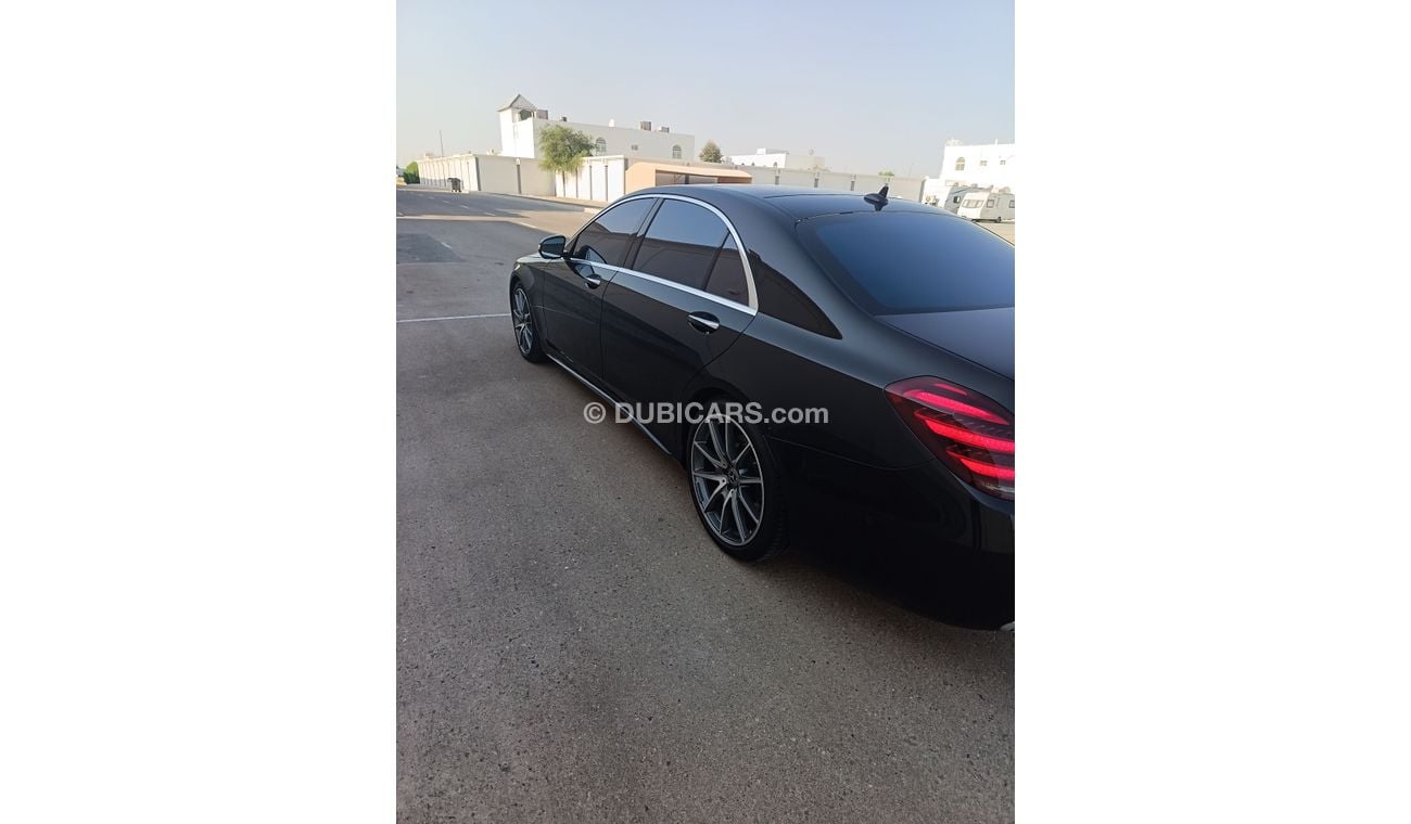 مرسيدس بنز S 560