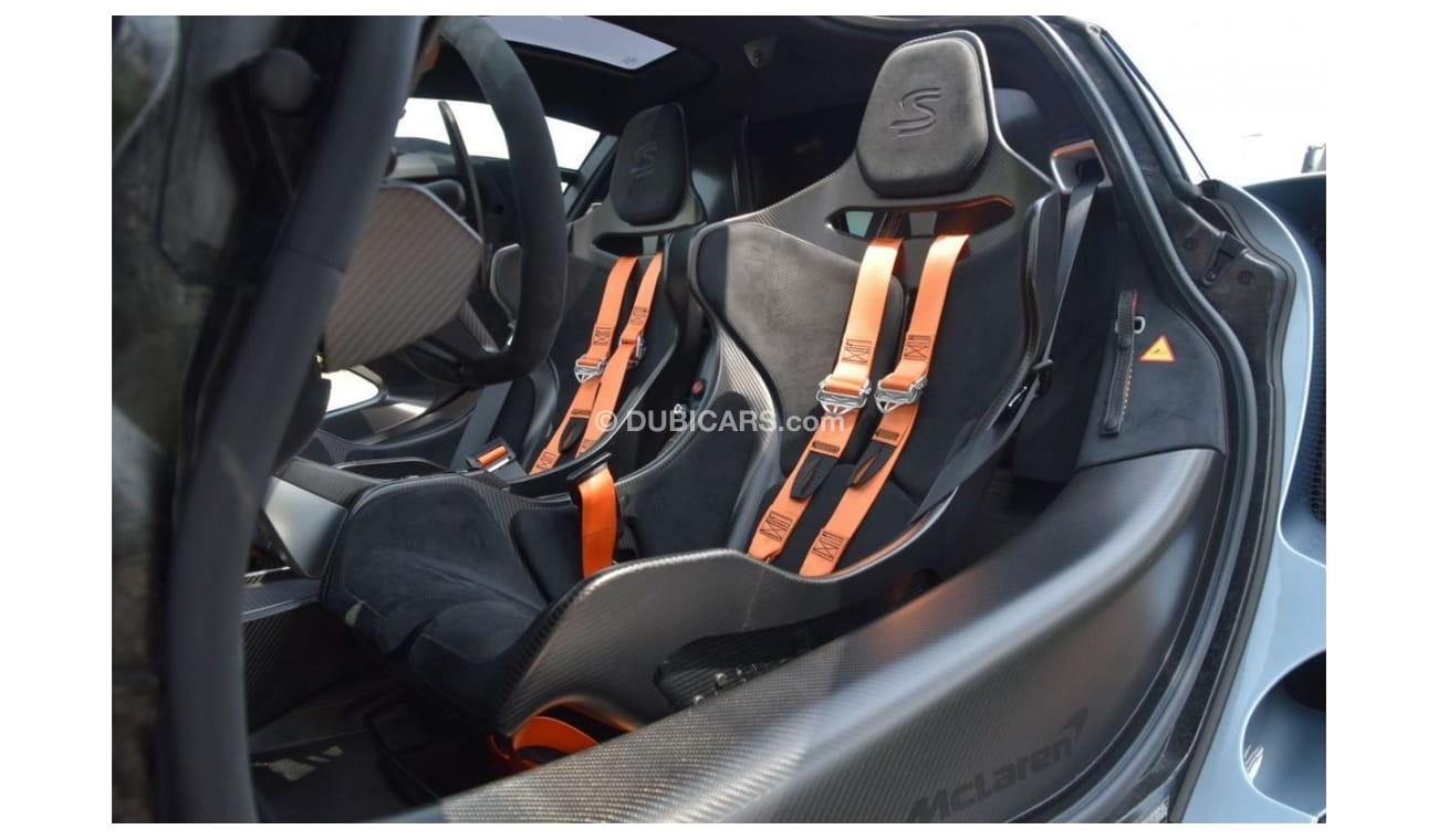 McLaren Senna Std 21000 KM DELIVERY (THE LOWEST KM WORLDWIDE FOR SALE)