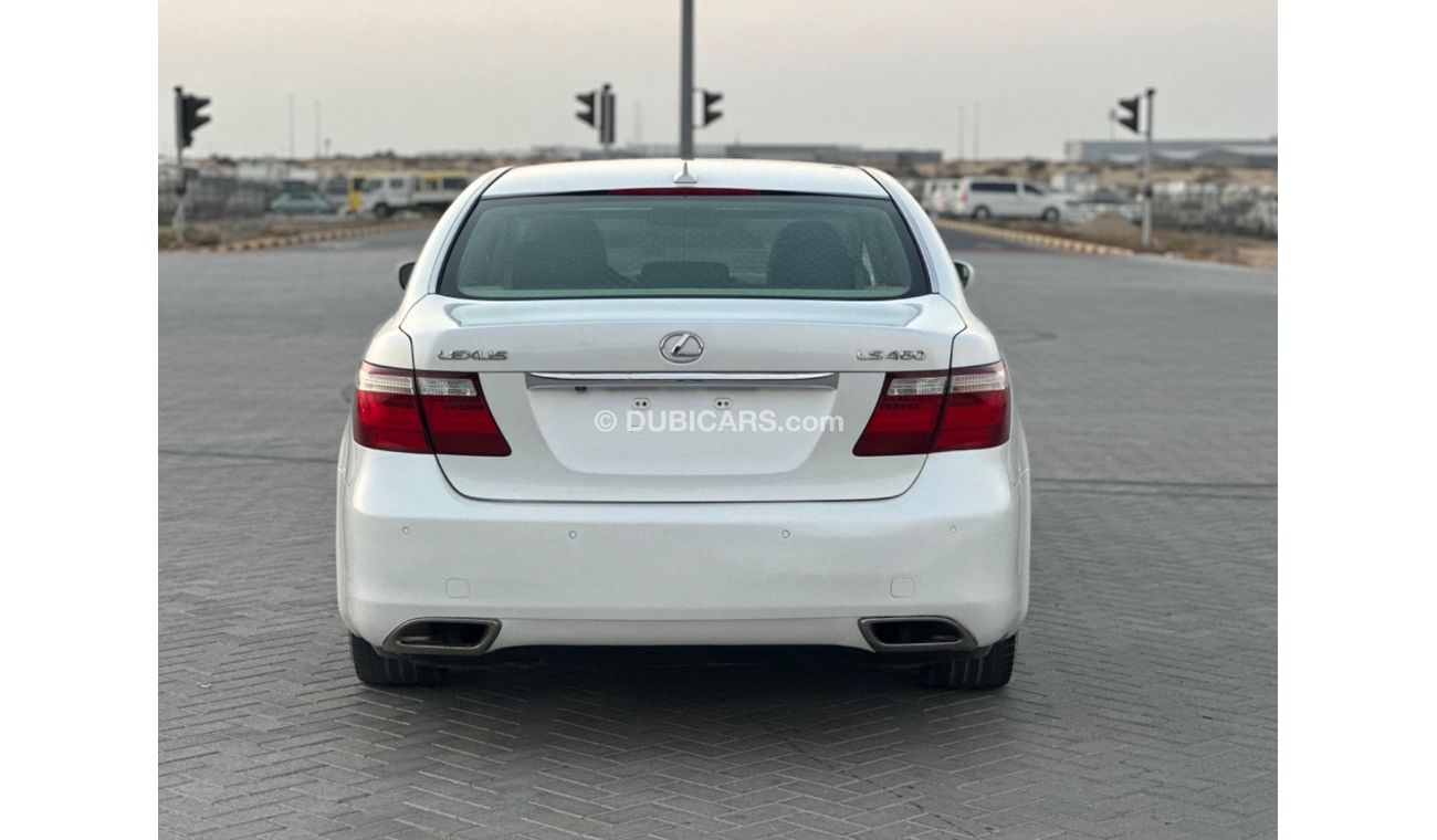 لكزس LS 460 MODEL 2007 car perfect condition inside and outside full option