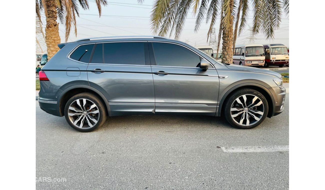 Volkswagen Tiguan English