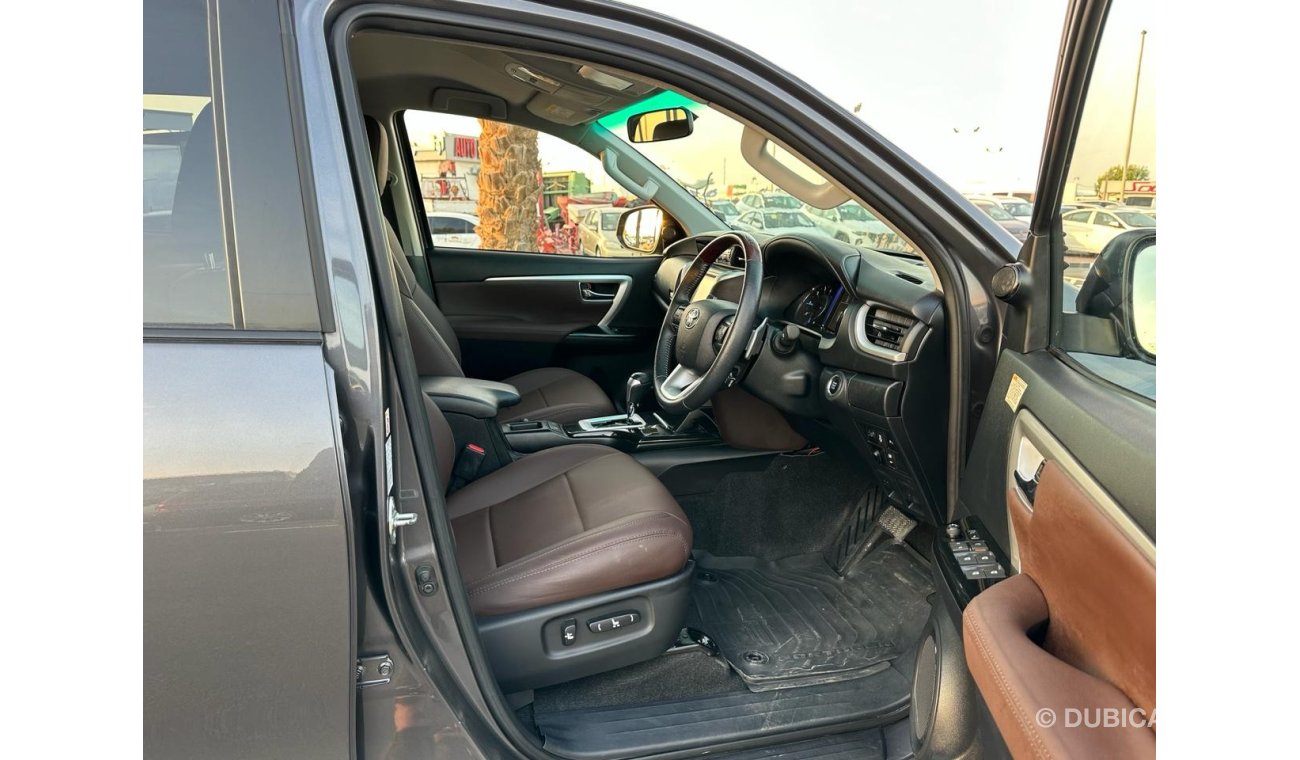 Toyota Fortuner Toyota Fortuner 2017 Model Diesel engine  7 seater