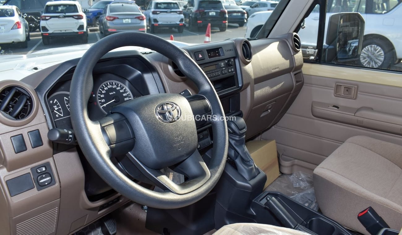 Toyota Land Cruiser Pick Up TOYOTA LC PU SINGLE CABIN LX-G ,4.0L PETROL ,A/T,MY24