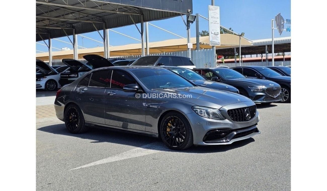 مرسيدس بنز GLC 63 S AMG