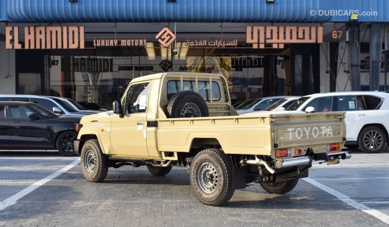 Toyota Land Cruiser Toyota Land Cruiser Pick Up TOYOTA LC PU SINGLE CABIN LX-G ,4.0L PETROL ,A/T,MY24