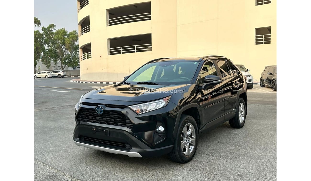 تويوتا راف ٤ TOYOTA RAV4 XLE HYBRID FULL OPTION 2020