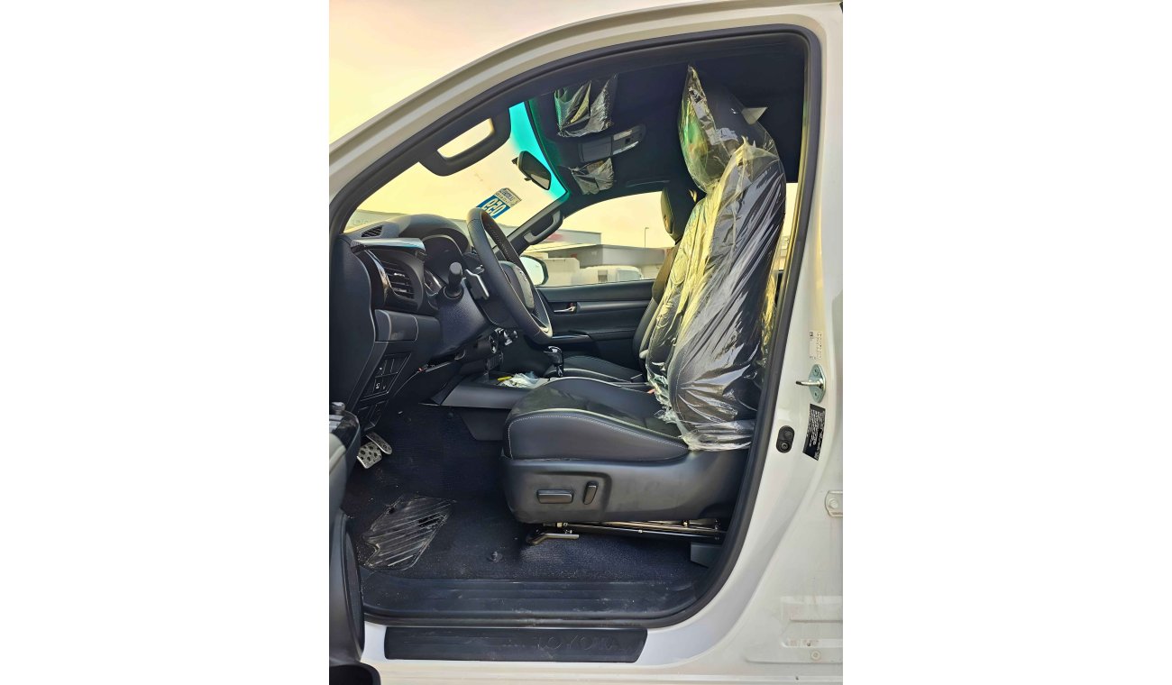 Toyota Hilux GR-S / V4 / 2.8L DIESEL / A/T / DVD / 360” Camera/ Roll Bar ( CODE # HDGR28AF)