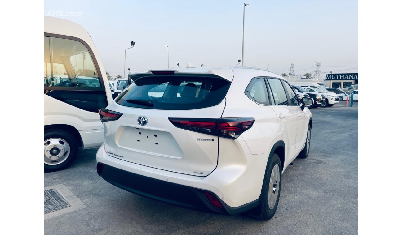 تويوتا هايلاندر TOYOTA HIGHLANDER GLE 2.5L HYBRID 2024 MODEL pearl white