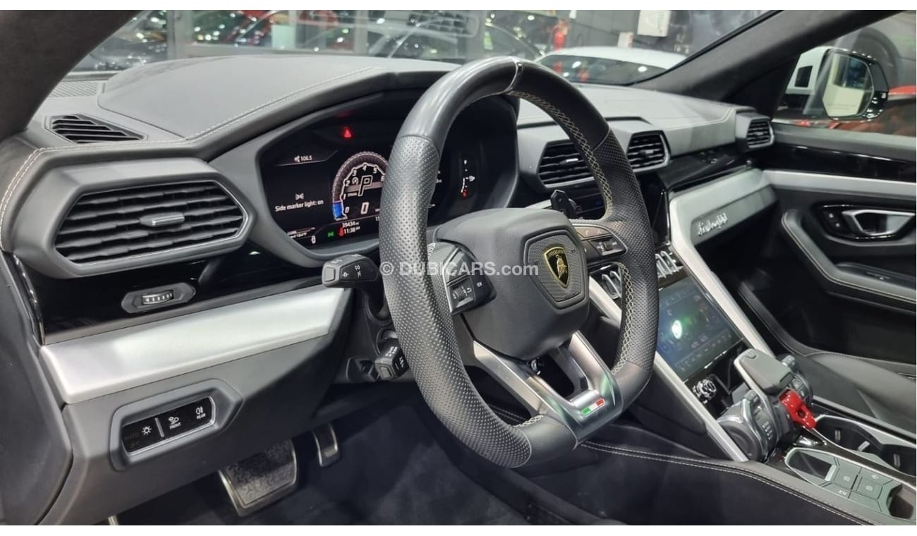 Lamborghini Urus Std LAMBORGHINI URUS 2020 IN PERFECT CONDITION ( CLEAN TITLE ) FOR 675K AED