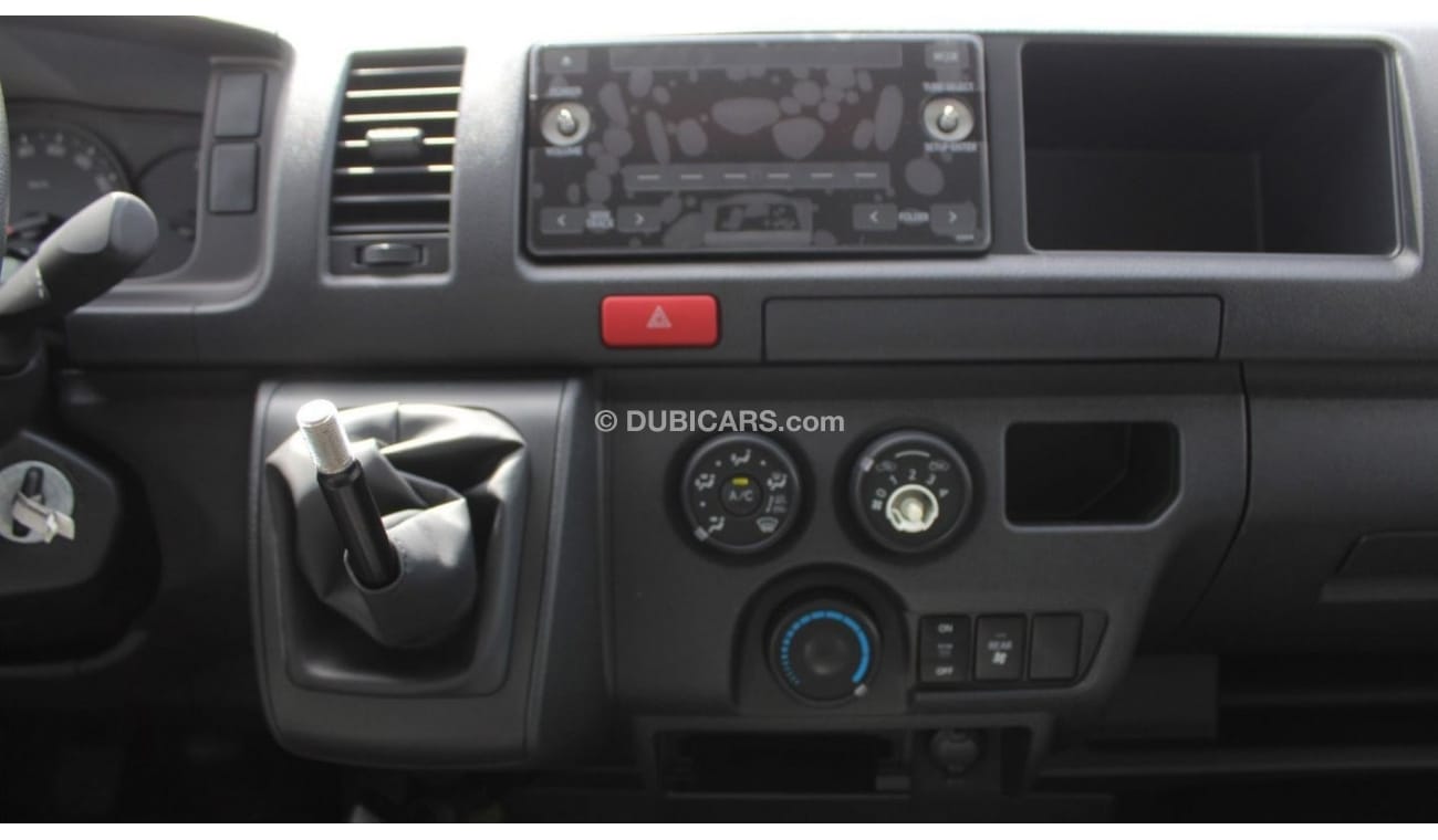 تويوتا هاياس TOYOTA HIACE 2.5L 15 SEATER AC H.ROOF RADIO CD DUALAC