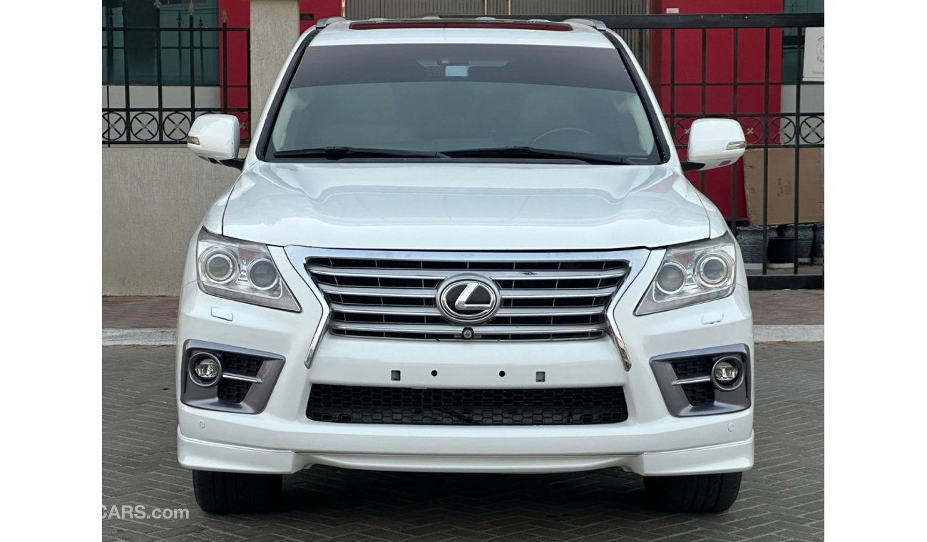 Lexus LX570