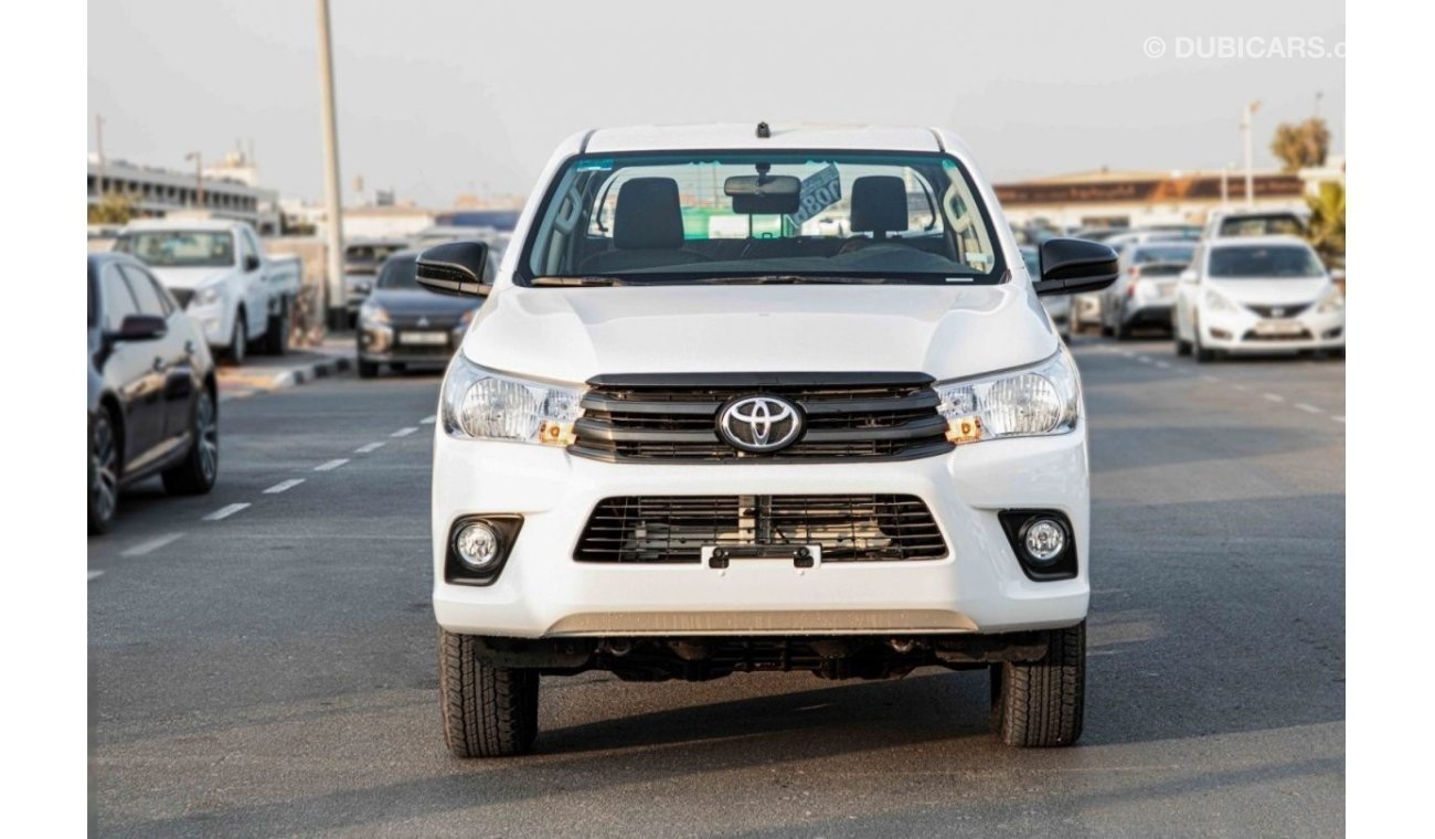 Toyota Hilux 2022 Toyota Hilux 4x4 DC 2.8 D MT - White inside Black