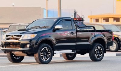 تويوتا هيلوكس SINGLE CABIN | 4 x 4 | PREMIUM SPORT BAR WITH BASKET 3.0L DIESEL | RHD | 2010 |