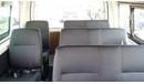 Toyota Hiace Toyota hiace 2.5L MY2024 diesel standard roof for export only