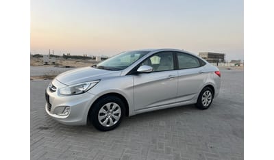 Hyundai Accent Base 1.6L (123 HP)