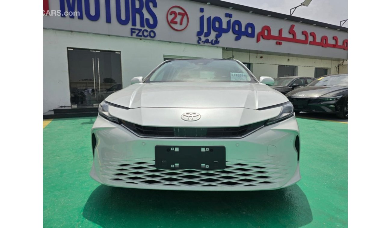 تويوتا كامري 2.0L HYBRID 2024